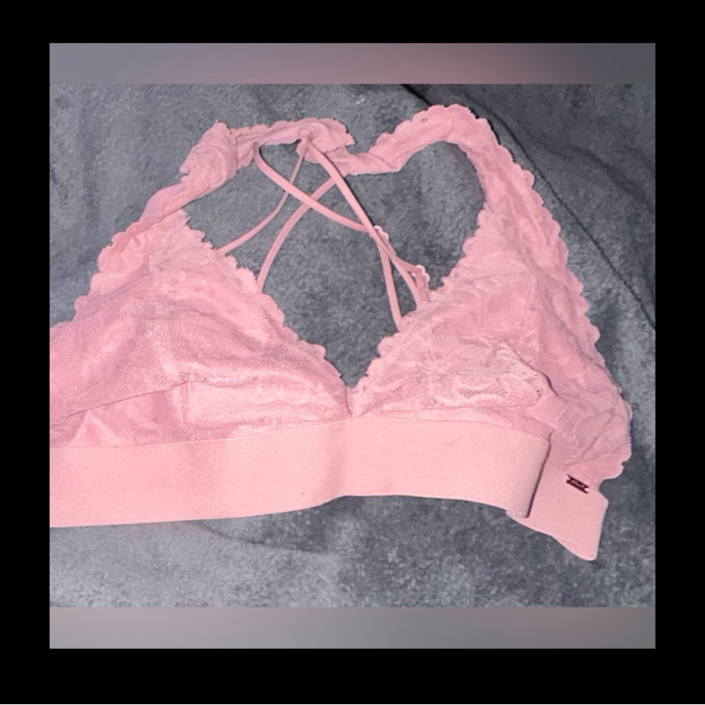 VS PINK SHIMMER LACE BRALETTE